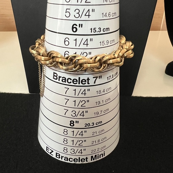 Vintage MONET Twisted Rope Chain Gold Tone Bracelet 1960's Size 6.5" - Picture 7 of 7